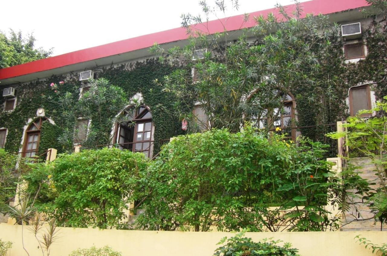 Residence Bertille Abidjan Cocody Ngoại thất bức ảnh