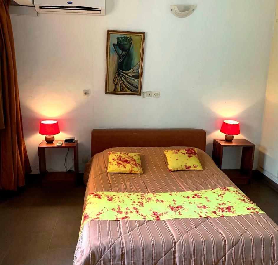 Residence Bertille Abidjan Cocody Ngoại thất bức ảnh